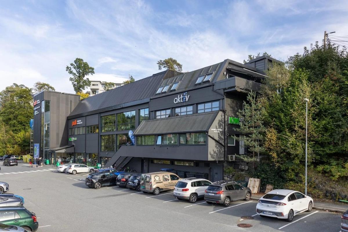 Romslig Med To Soverom Pluss Hems Med Dobbeltseng Apartamento Bergen